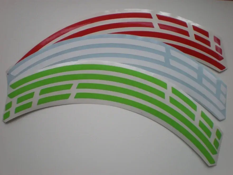 Proužky na ráfky motocyklu italský dekor šířka 9 mm