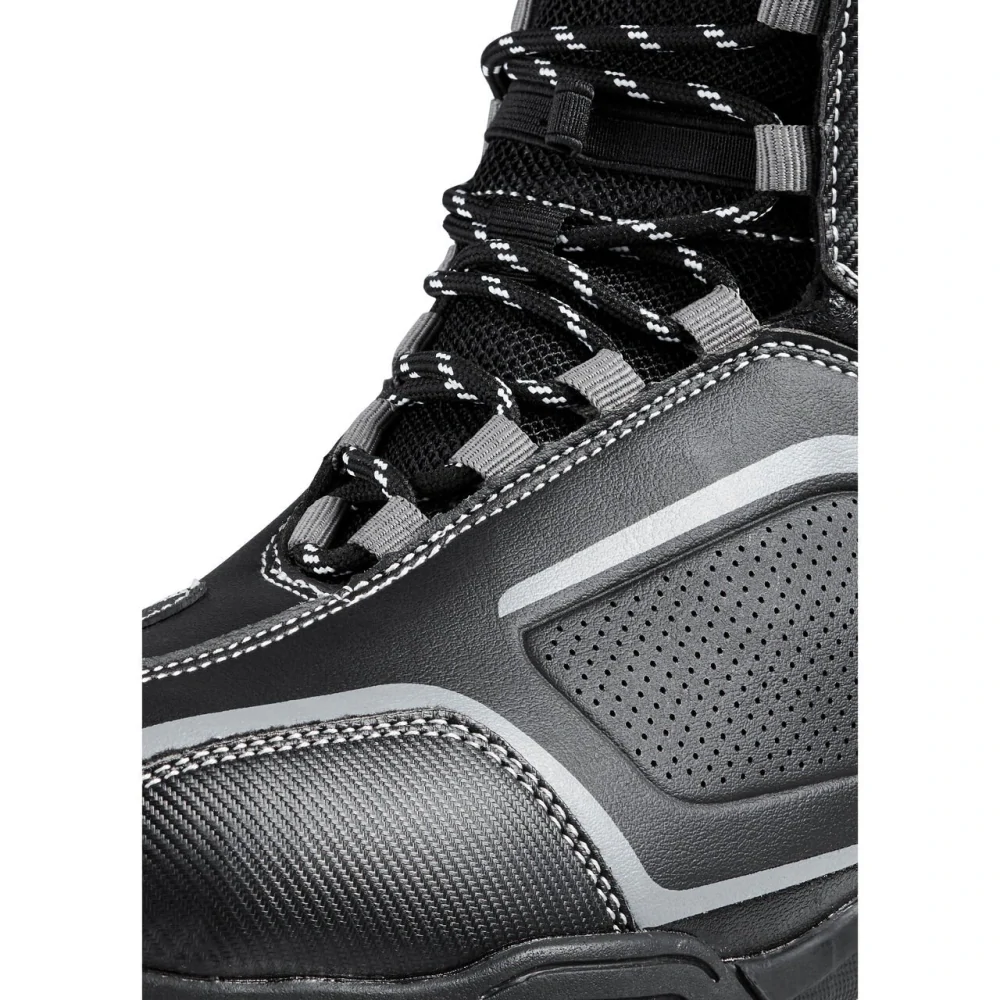 Sportovní boty na motorku i skútr