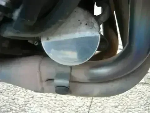 METAREX leštící a čistící tkanina na motorku