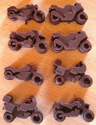 Forma na ledové kostky / pralinky - motorky